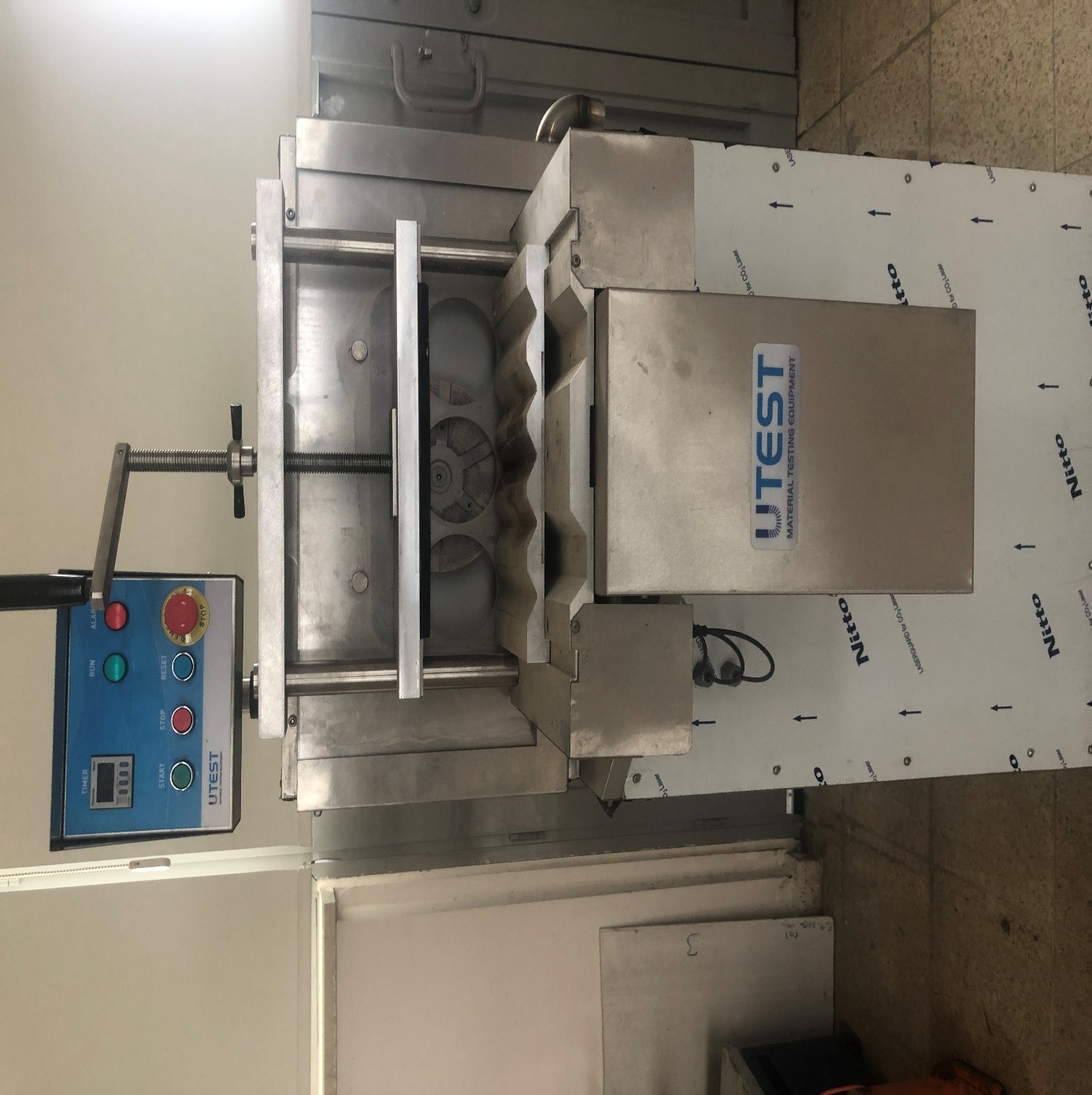 7-Numune Yüzey Aşındırma Cihazı